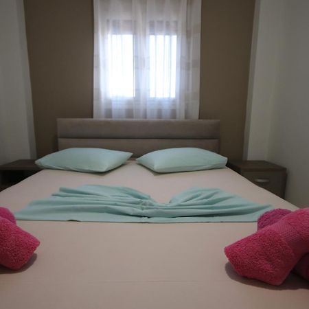 Rooms With View Himarë Exterior foto