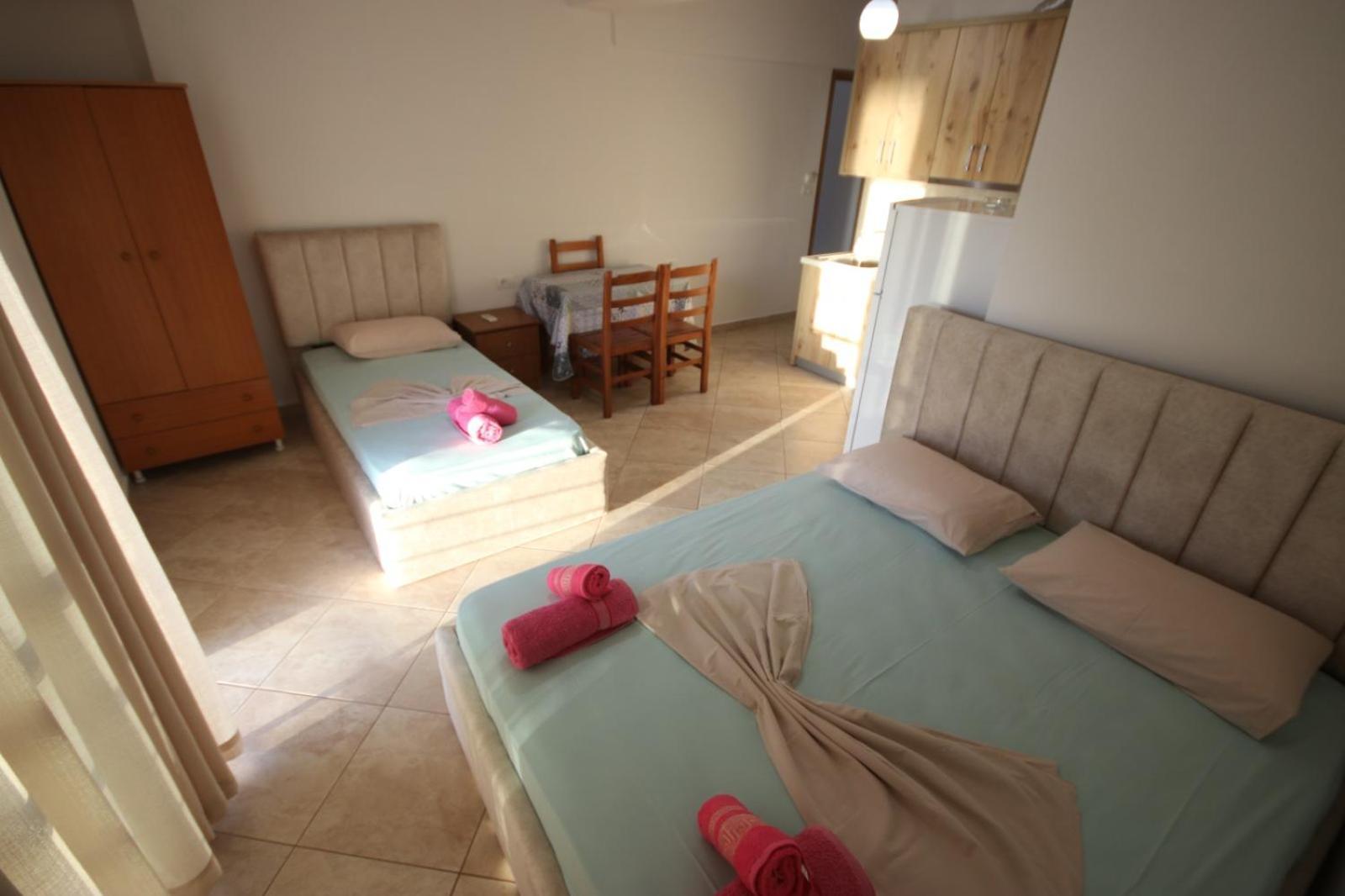 Rooms With View Himarë Exterior foto